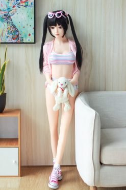 Akia - 140 cm (4,5 ft) Poupée sexuelle japonaise en silicone avec mignonnes couettes