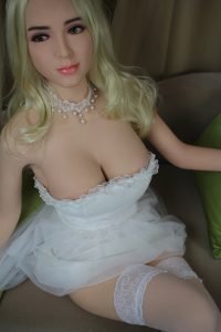 Dupuis - Bellissima bambola realistica bionda in TPE (4 taglie) - immagine 2
