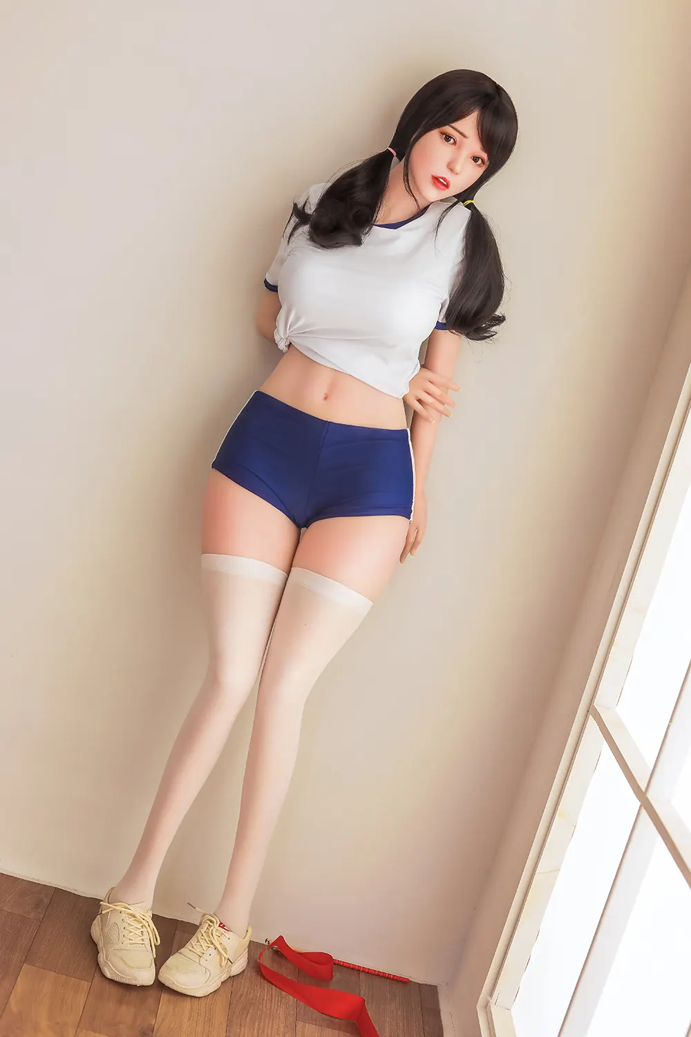 Thaïs Dorsenne – Poupée sur mesure 170 cm en silicone intégral, tête 009 1