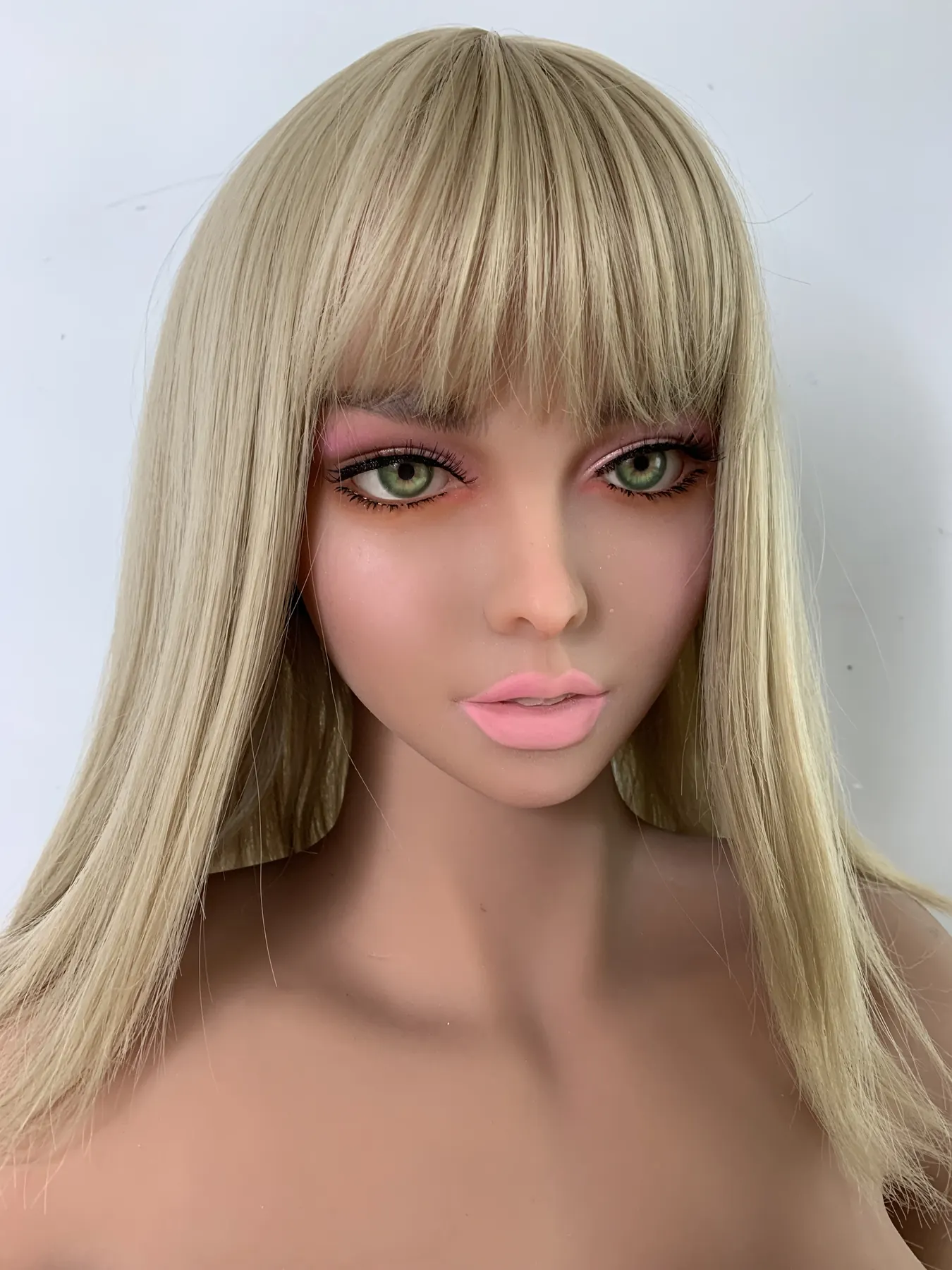 Héloïse Quimperlé - Bambola personalizzata 165 cm in TPE, testa 104 Foto di riferimento di fabbrica 3