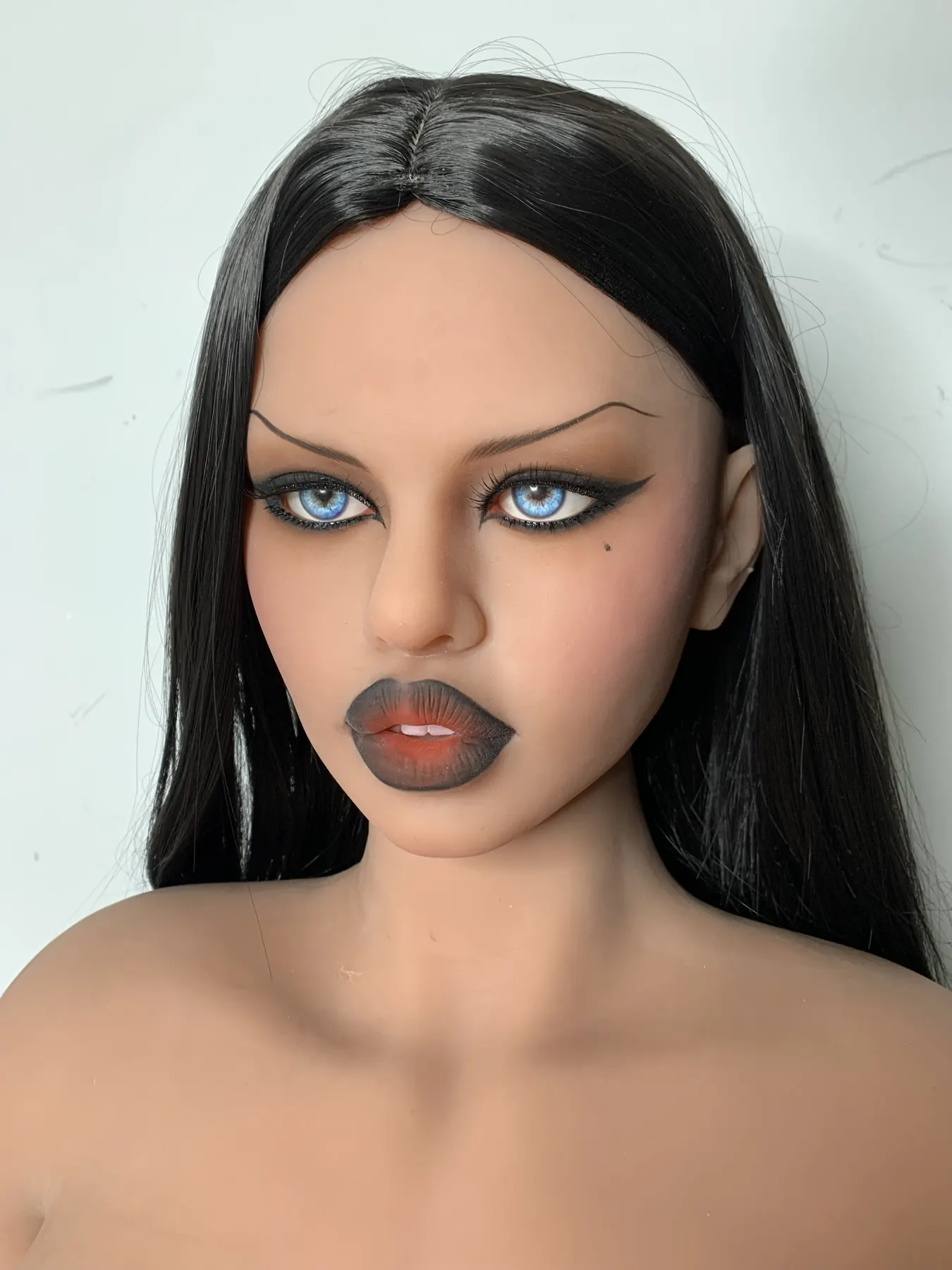 Blandine Orsanne - Bambola personalizzata 165 cm in TPE, testa 234 Foto di riferimento di fabbrica 3