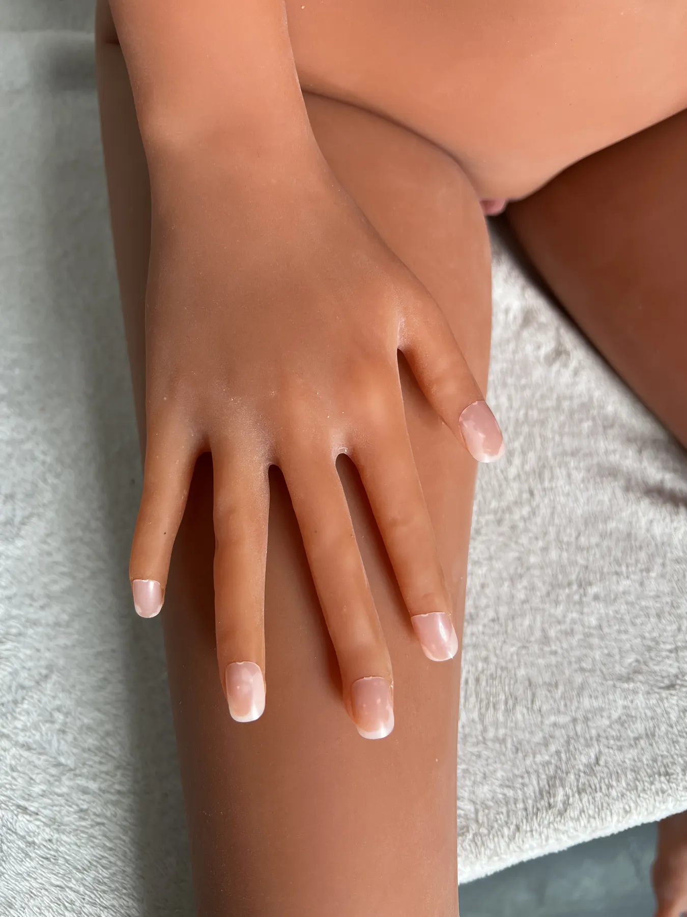 Eudoxie Vernet – Poupée sur mesure 158 cm en TPE, teint bronzé, tête 45 factory reference 3