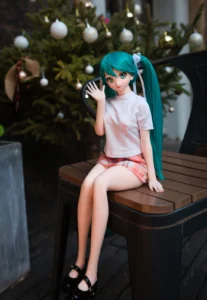 J60 Miku Cinnamon mini doll view 3