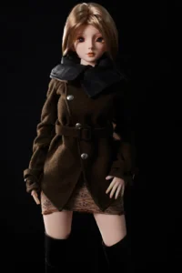 J60 Miyabi Cinnamon mini doll view 3