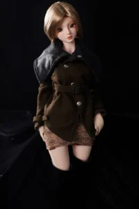 J60 Miyabi Cinnamon mini doll view 4